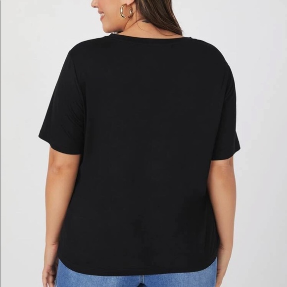 PLUS v neck short sleeve solid tee t shirt white - Picture 7 of 7